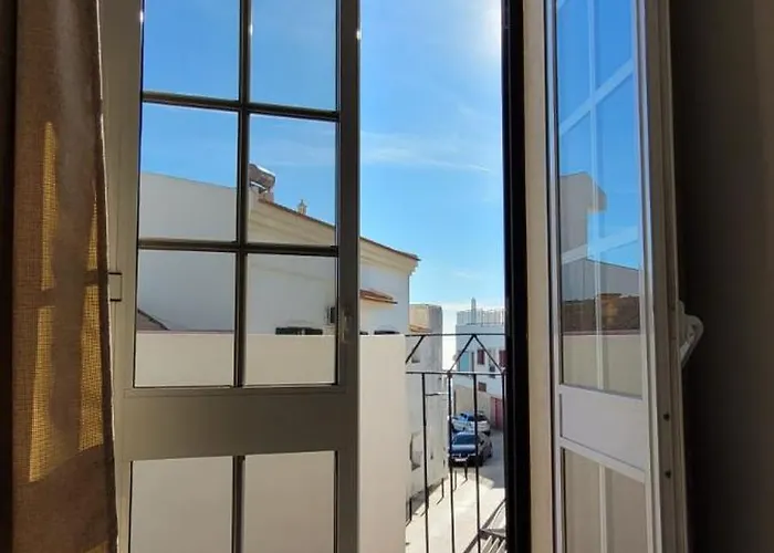 Al Mare Ocean View * 阿尔布费拉