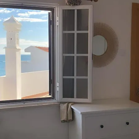 Δωμάτια σε οικογενειακή κατοικία Al Mare Ocean View *