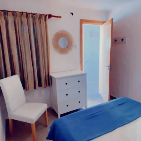 Δωμάτια σε οικογενειακή κατοικία Al Mare Ocean View