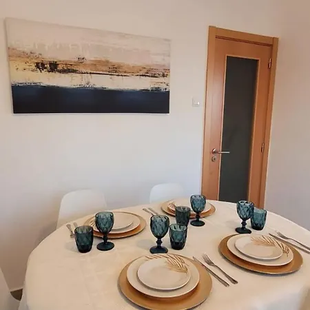 Al Mare Ocean View *